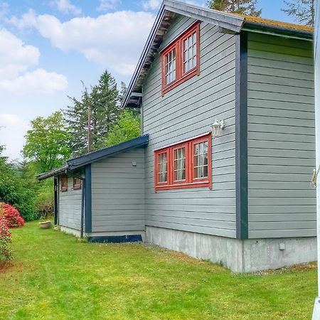 Beautiful Home In Leikanger With Kitchen Exterior photo